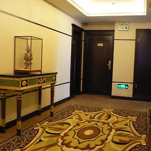 4* 公寓式酒店 领尚国际酒店公寓